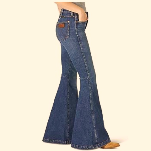 Wrangler Women’s Retro High Rise Trumpet Flare Jean Sz 27x32 - Picture 3 of 16